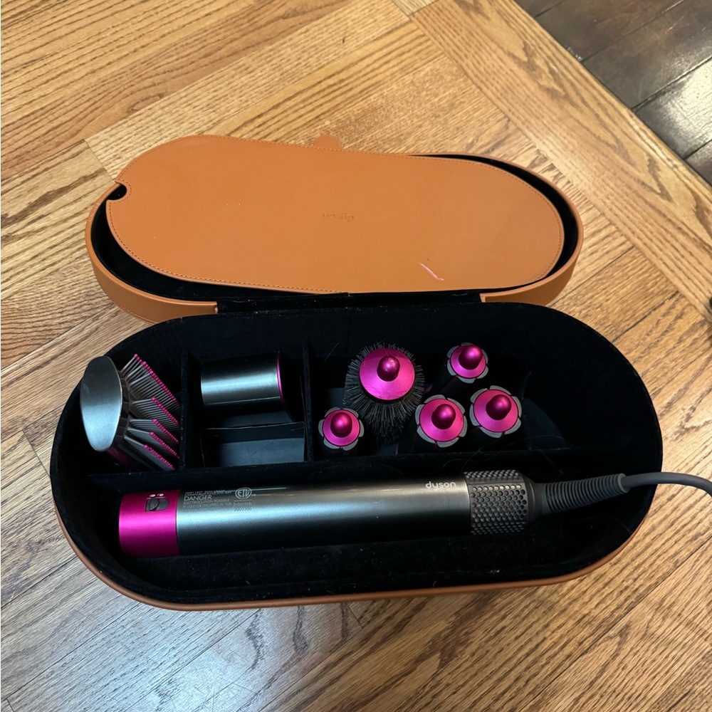 Dyson Air Wrap
